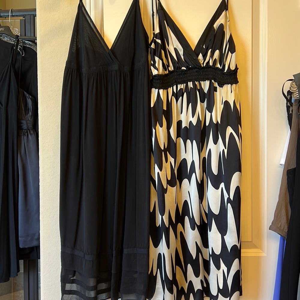 Black /white from Arden B size S and Black dress from Theory size 6
